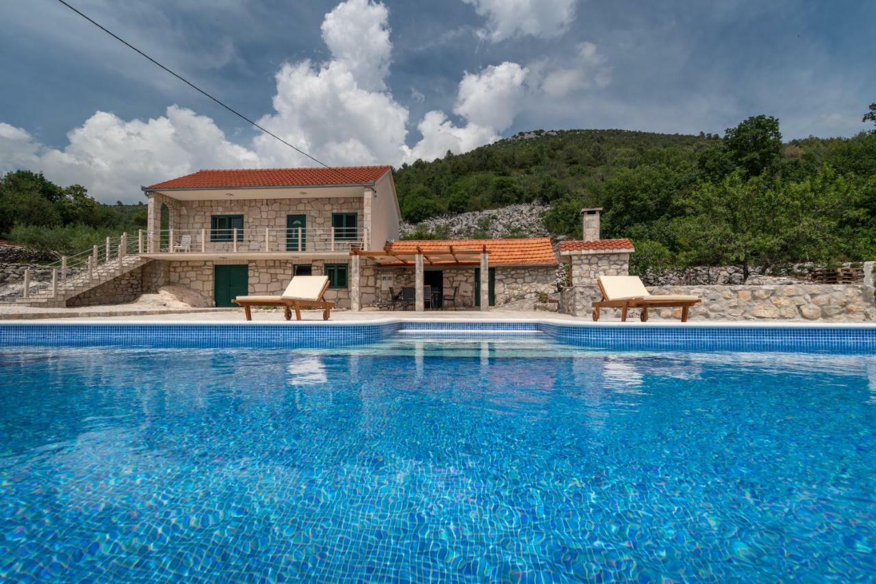 Villa Zuza Bristivica Esterno foto