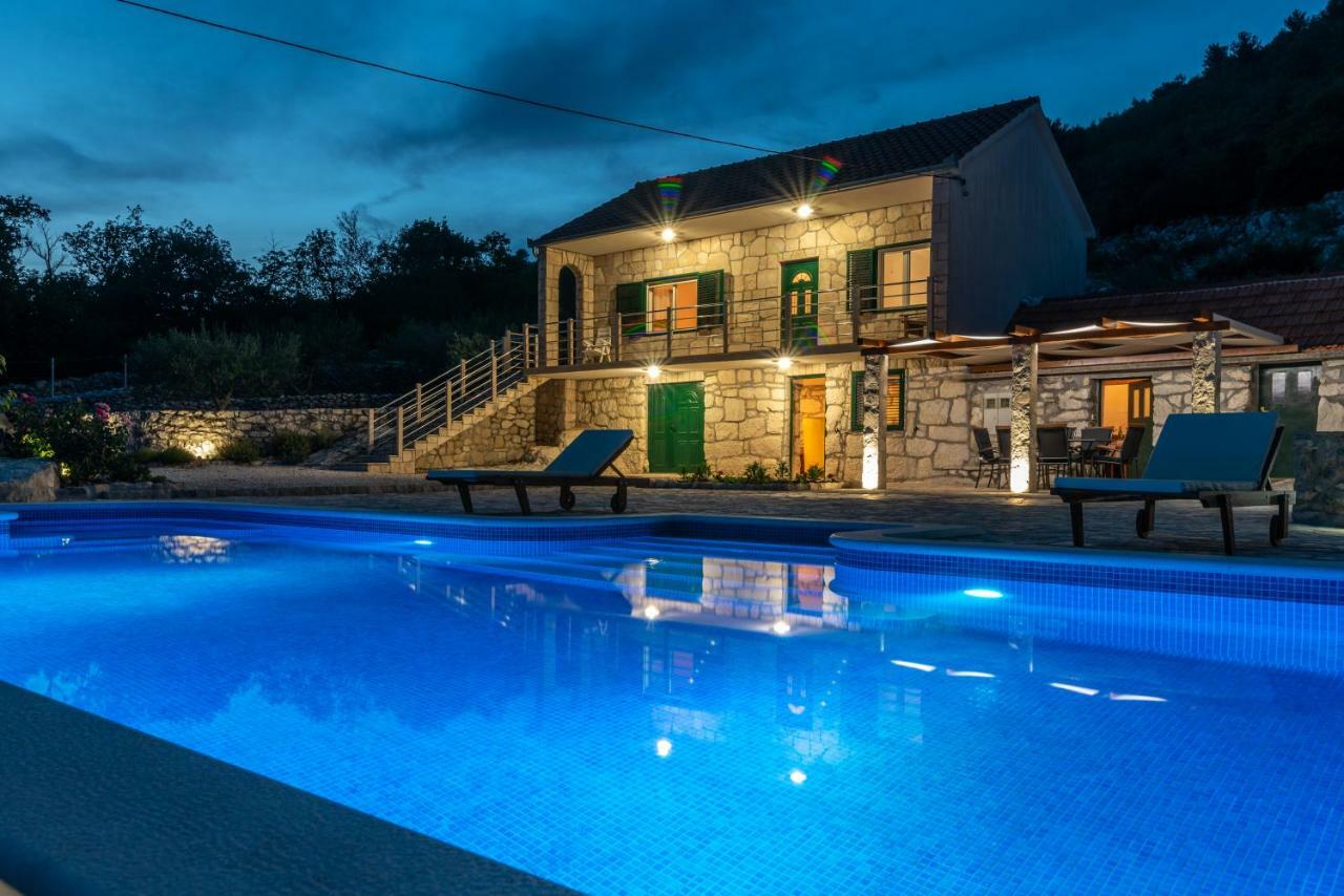 Villa Zuza Bristivica Esterno foto